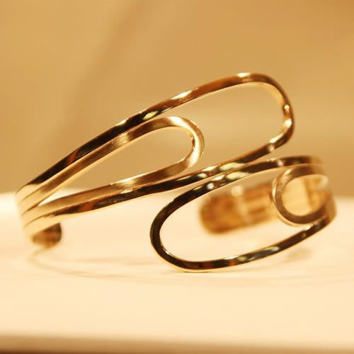 Gold Bracelets & Bangles