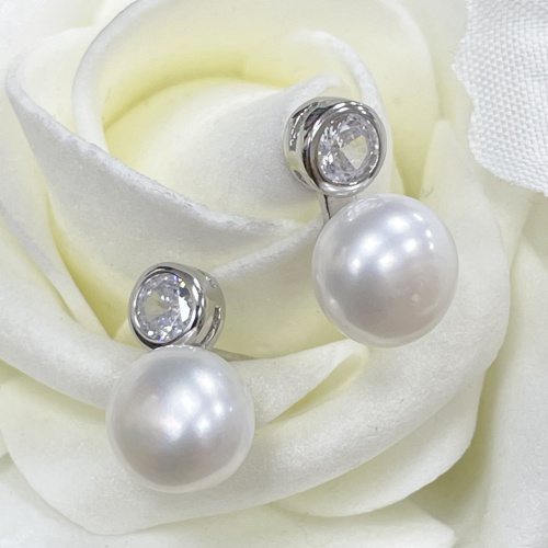 Sterling silver and pearl earrings