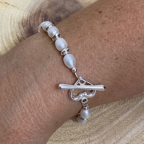 Sterling silver and pearl bracelet