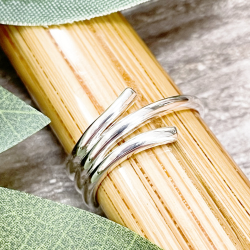 Sterling silver strand ring