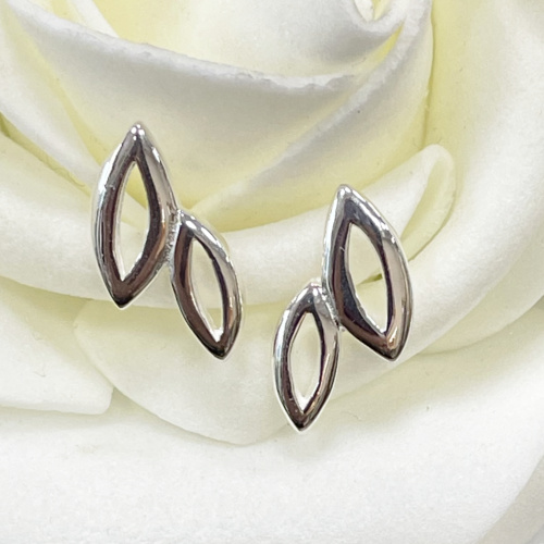 Silver cut out leaf shape stud earrings