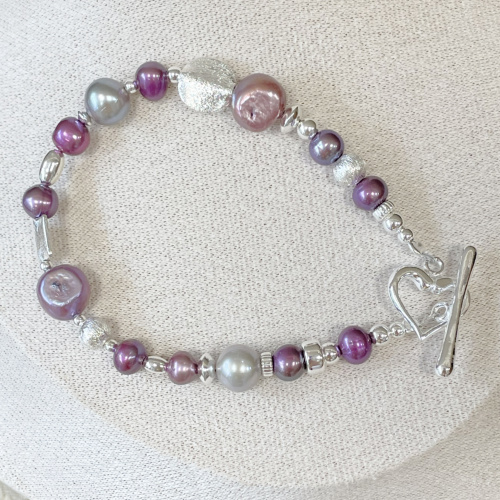 Silver and pearl bracelet