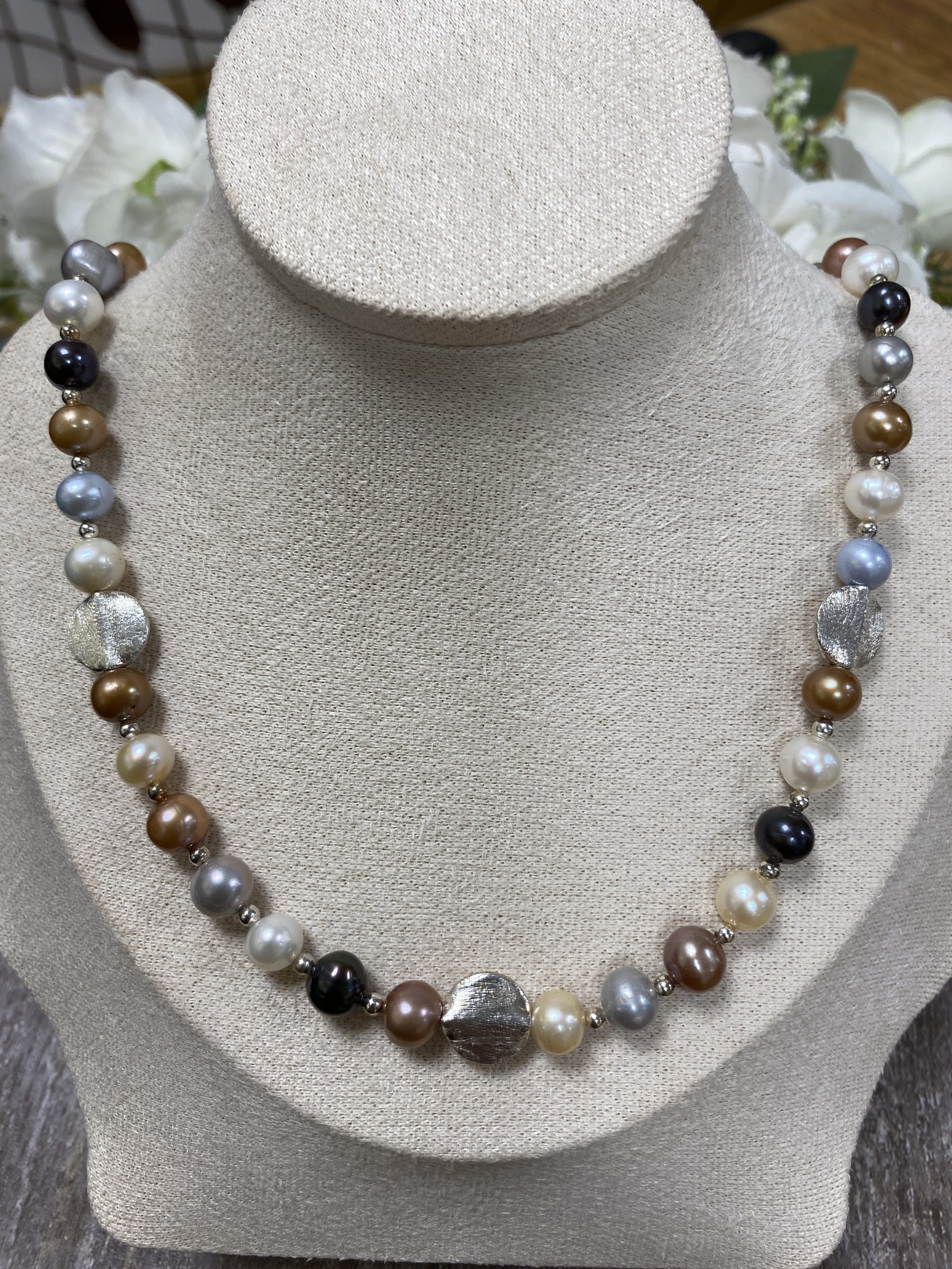 Multi-coloured Pearl Necklace